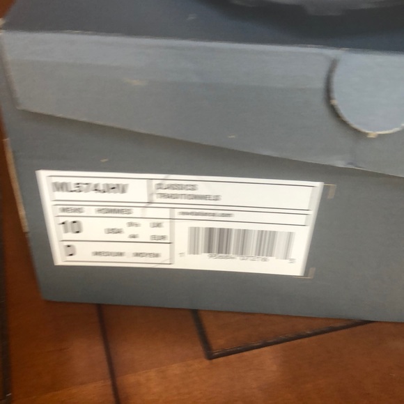 New in Box, New Balance, Size 10, ML574JHV - Picture 4 of 8